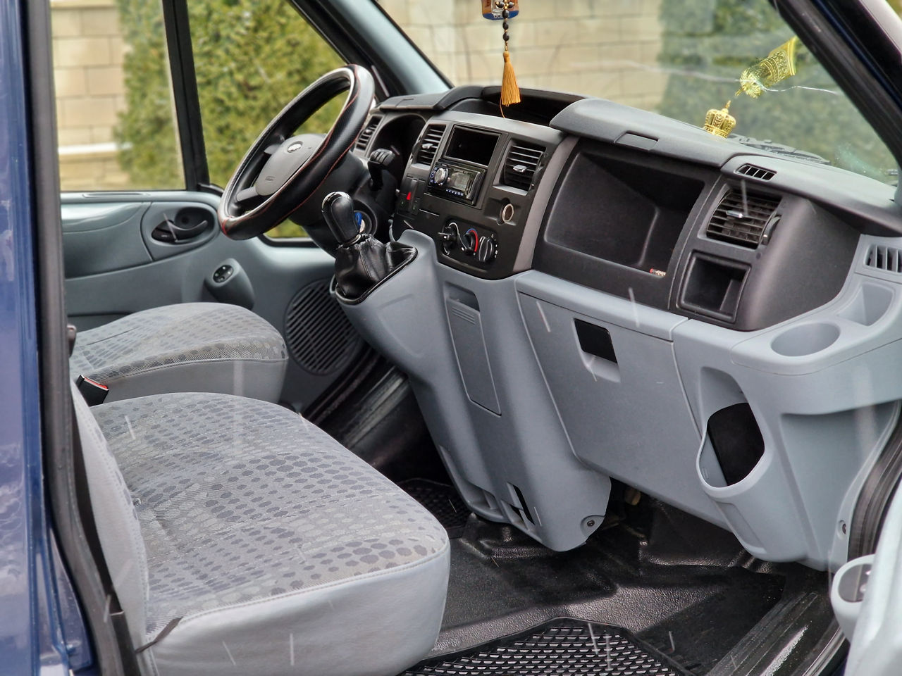 Ford Transit фото 9