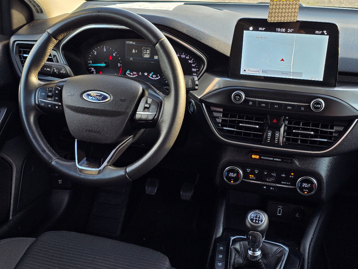 Ford Focus foto 11