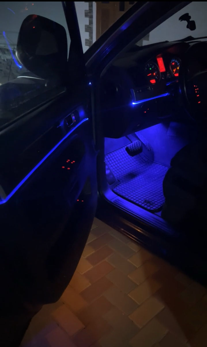Volkswagen Touareg foto 7