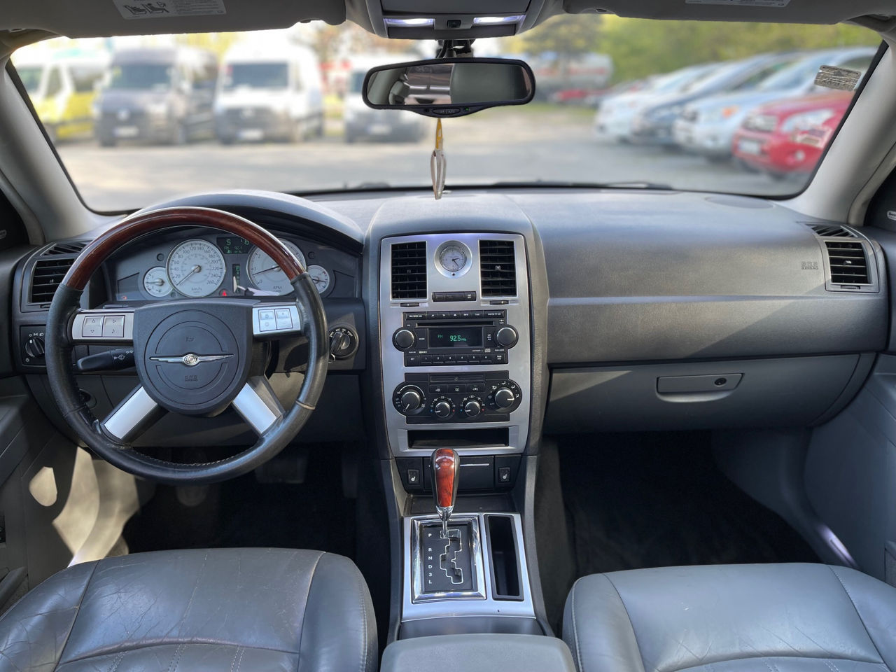 Chrysler 300c foto 10