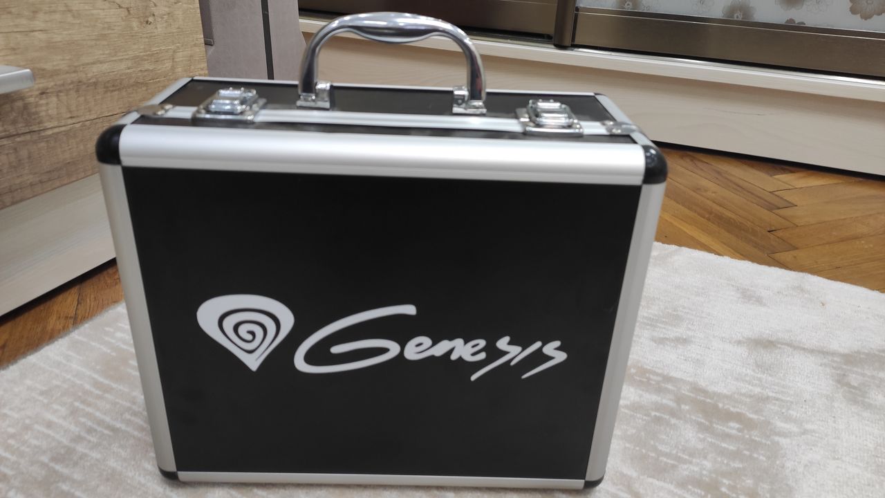 Новый микрофон фирмы genius