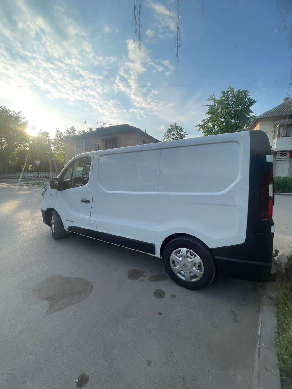 Renault Trafic foto 2