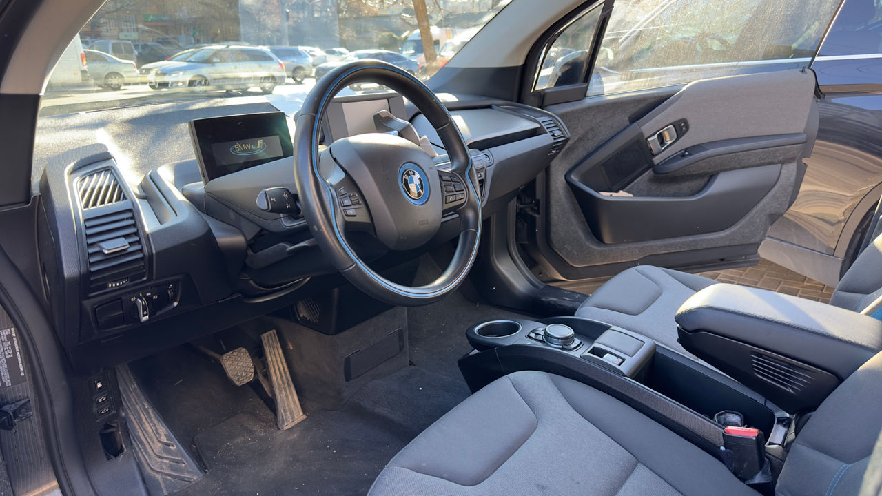 BMW i3 фото 2