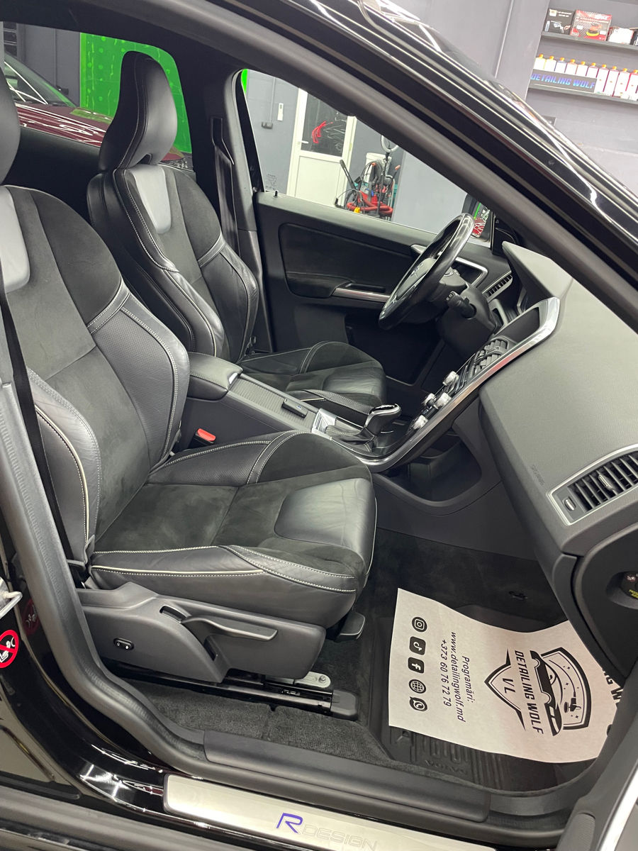 Volvo XC60 фото 9