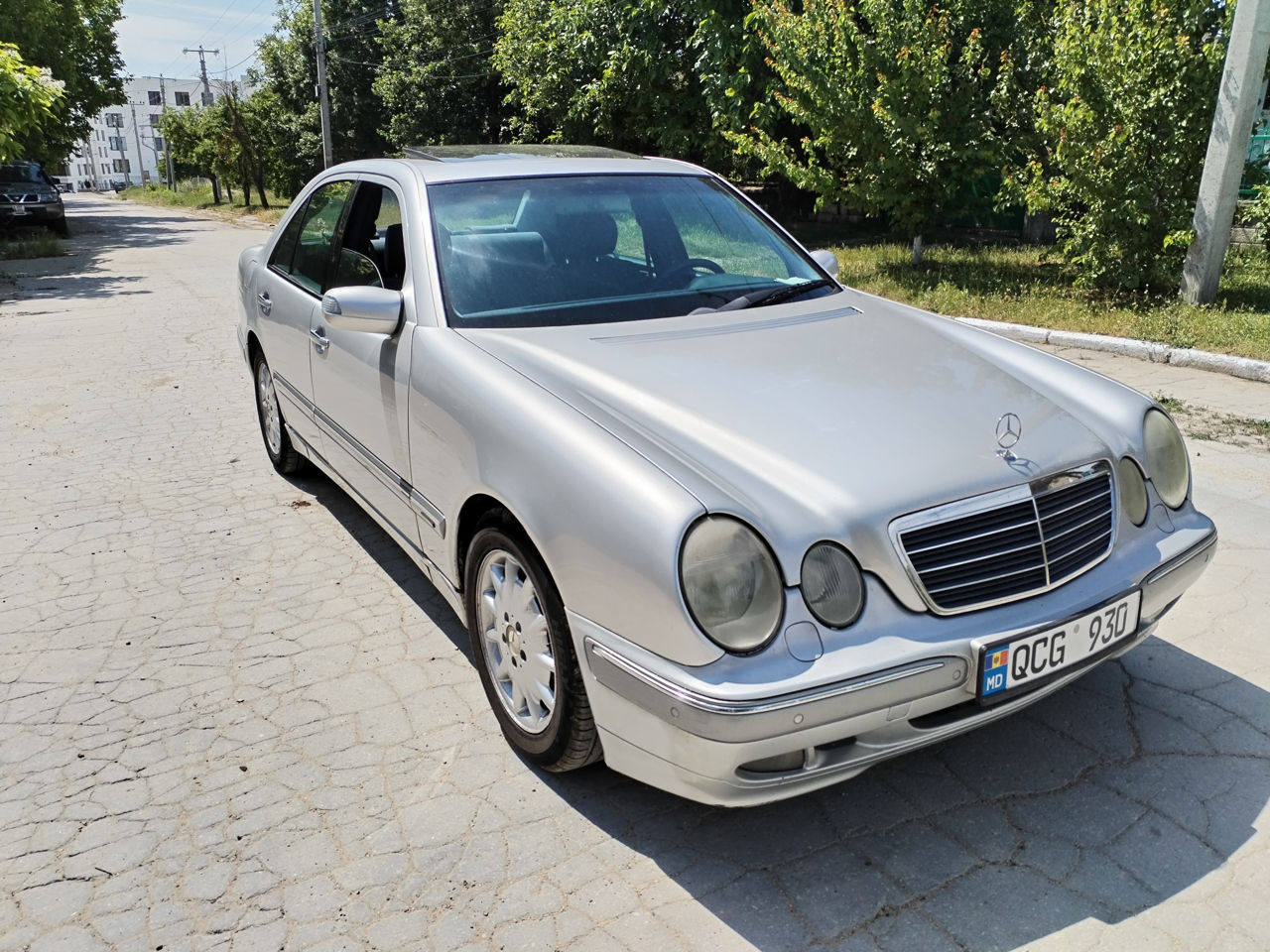 Mercedes E-Class фото 3