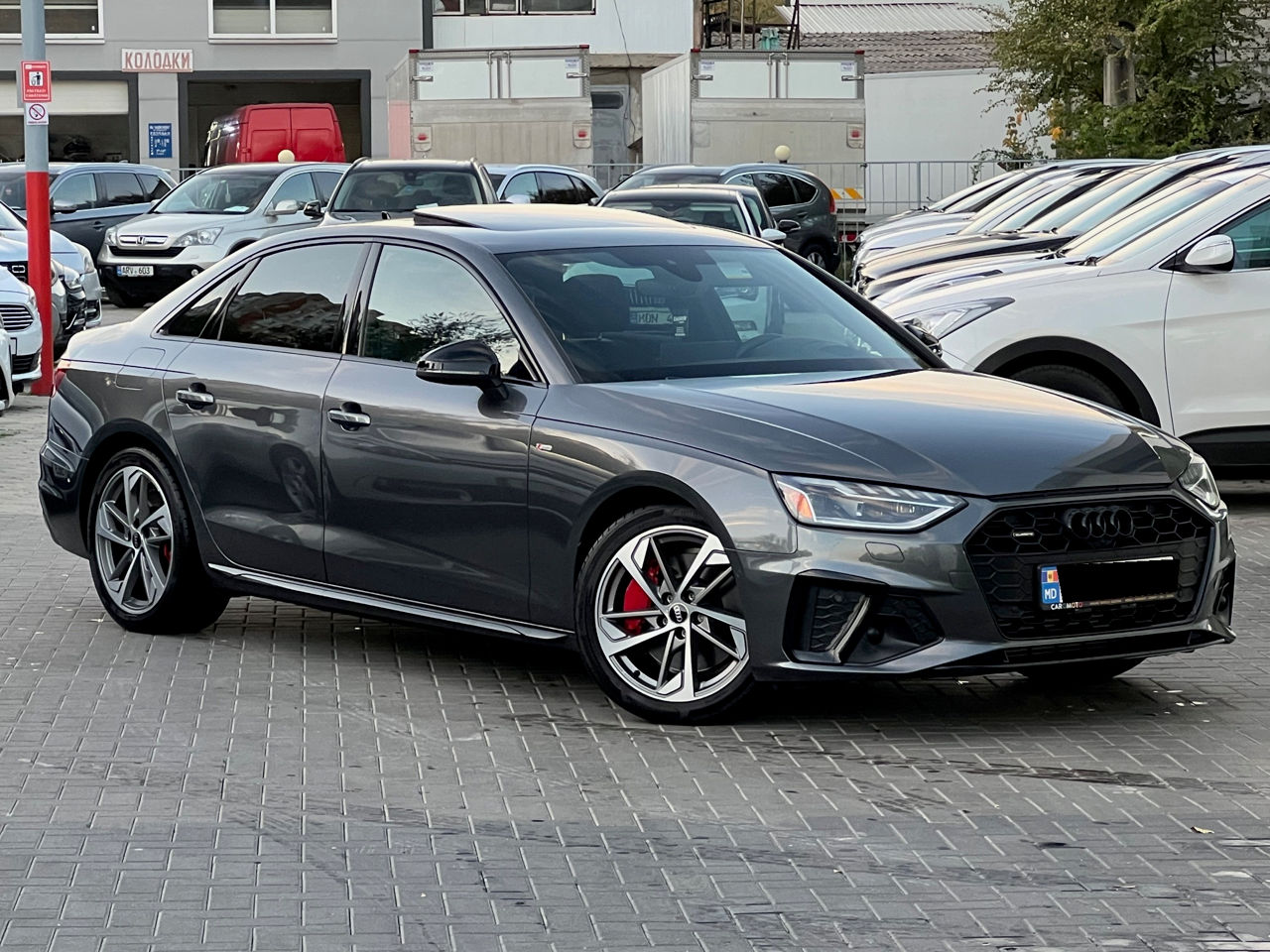 Audi A4 foto 0