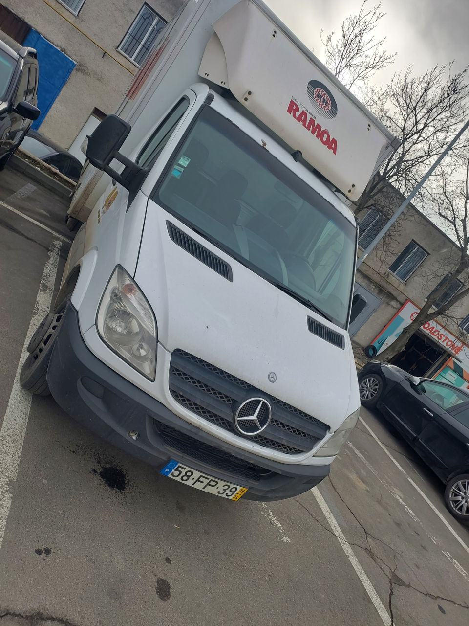 Mercedes 518 foto 1