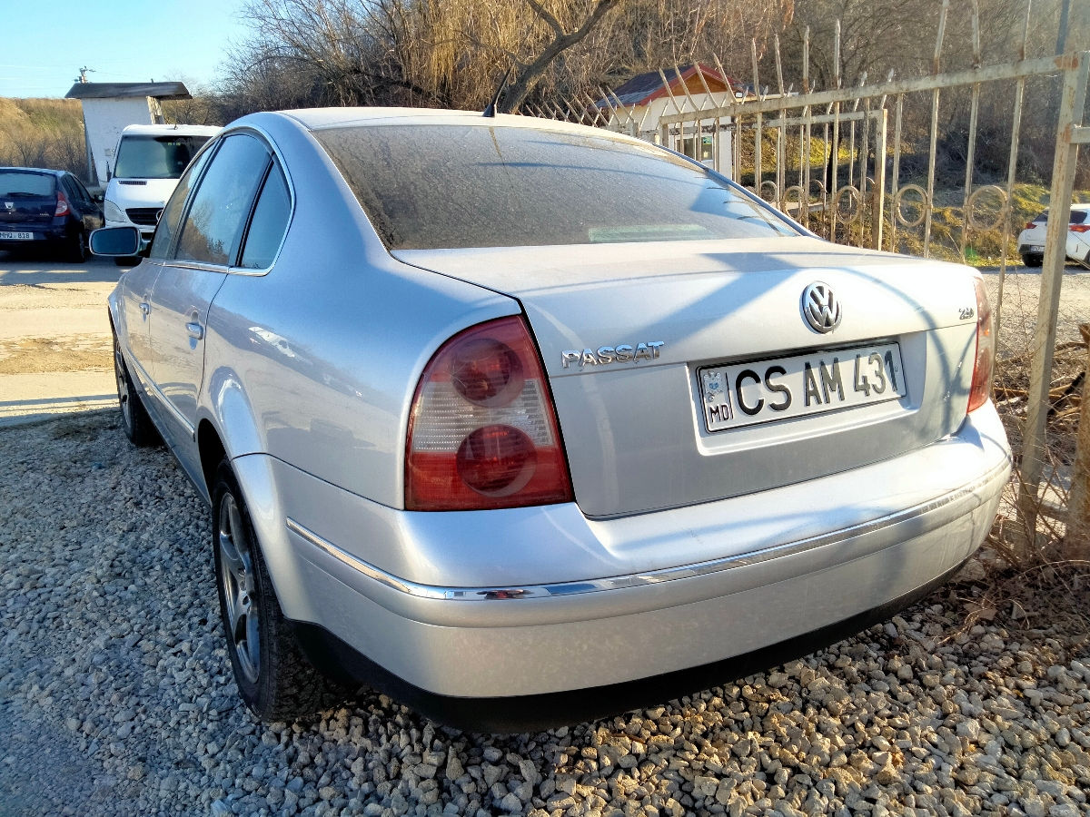 Volkswagen Passat foto 4