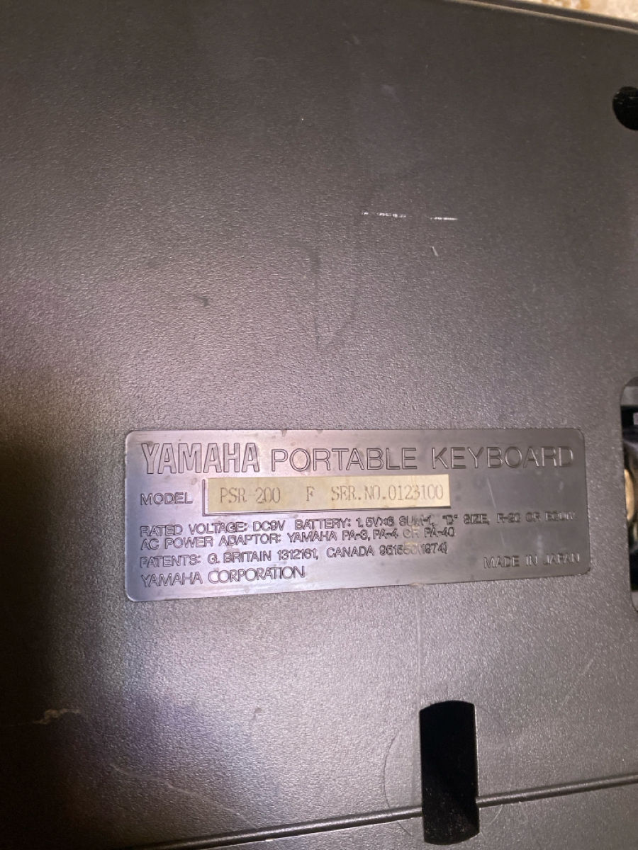 Yamaha PSR-200 фото 2