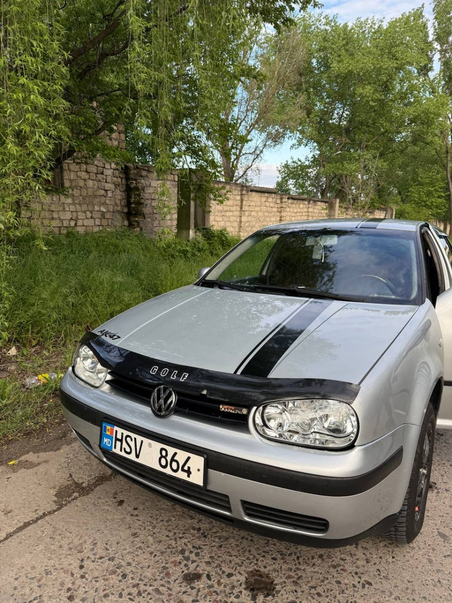 Volkswagen Golf foto 0