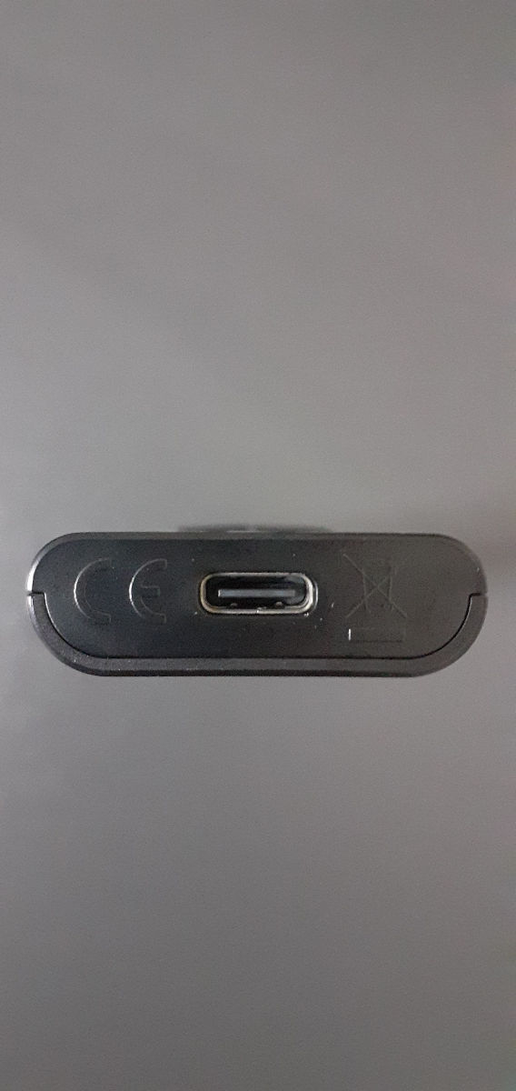 Пульт для телевизора Samsung с солнечной панелью, Type-C и голосовым управлением foto 2