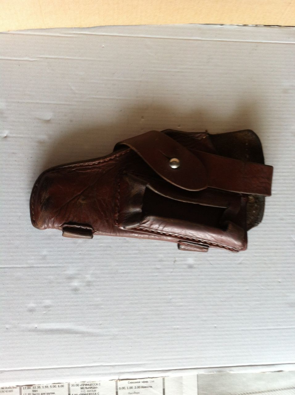 Открытая коричневая кобура кожа СССР.