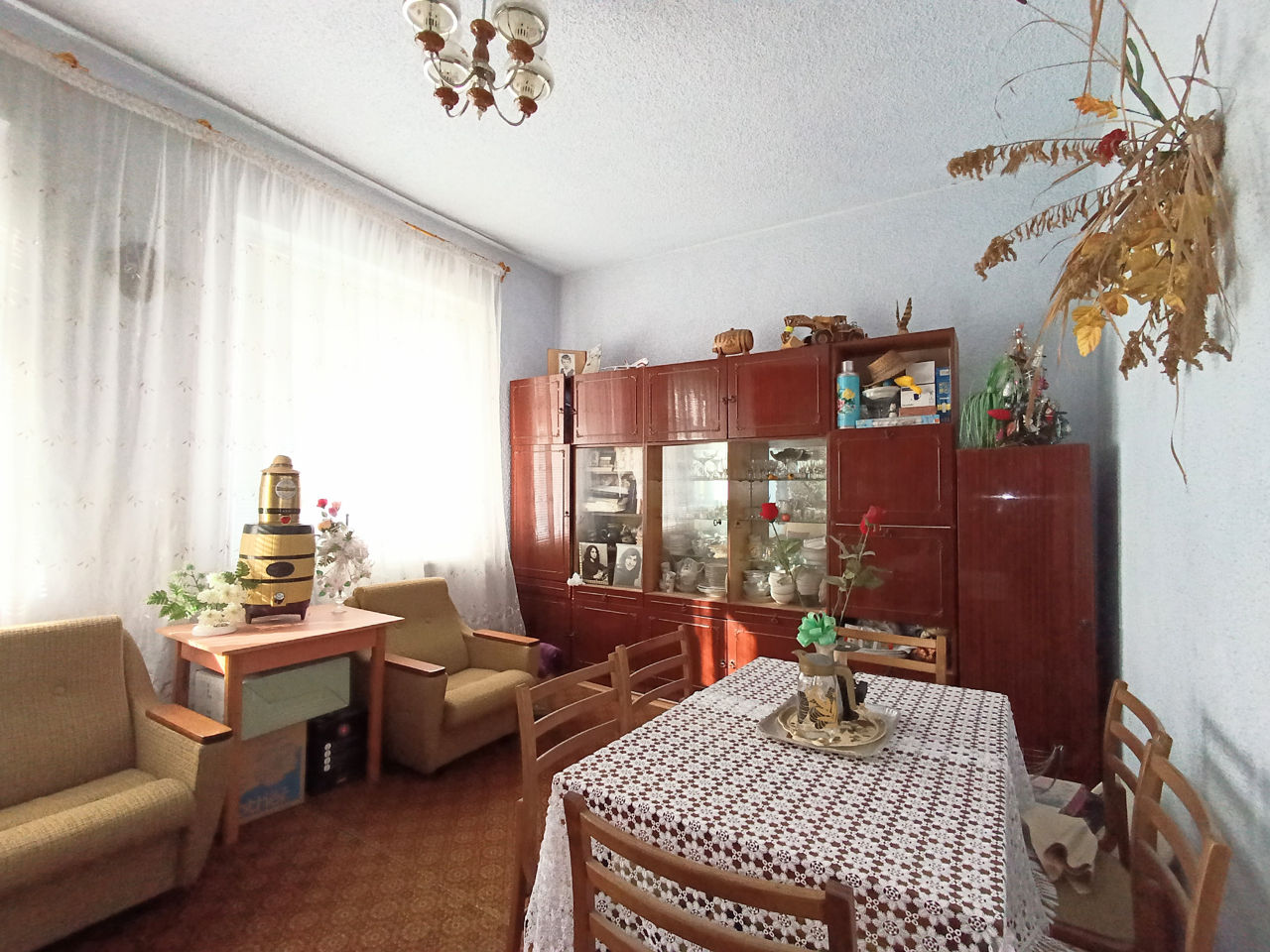 Casă de vânzare în orașul Drochia – zonă liniștită, perfectă pentru o familie! foto 13