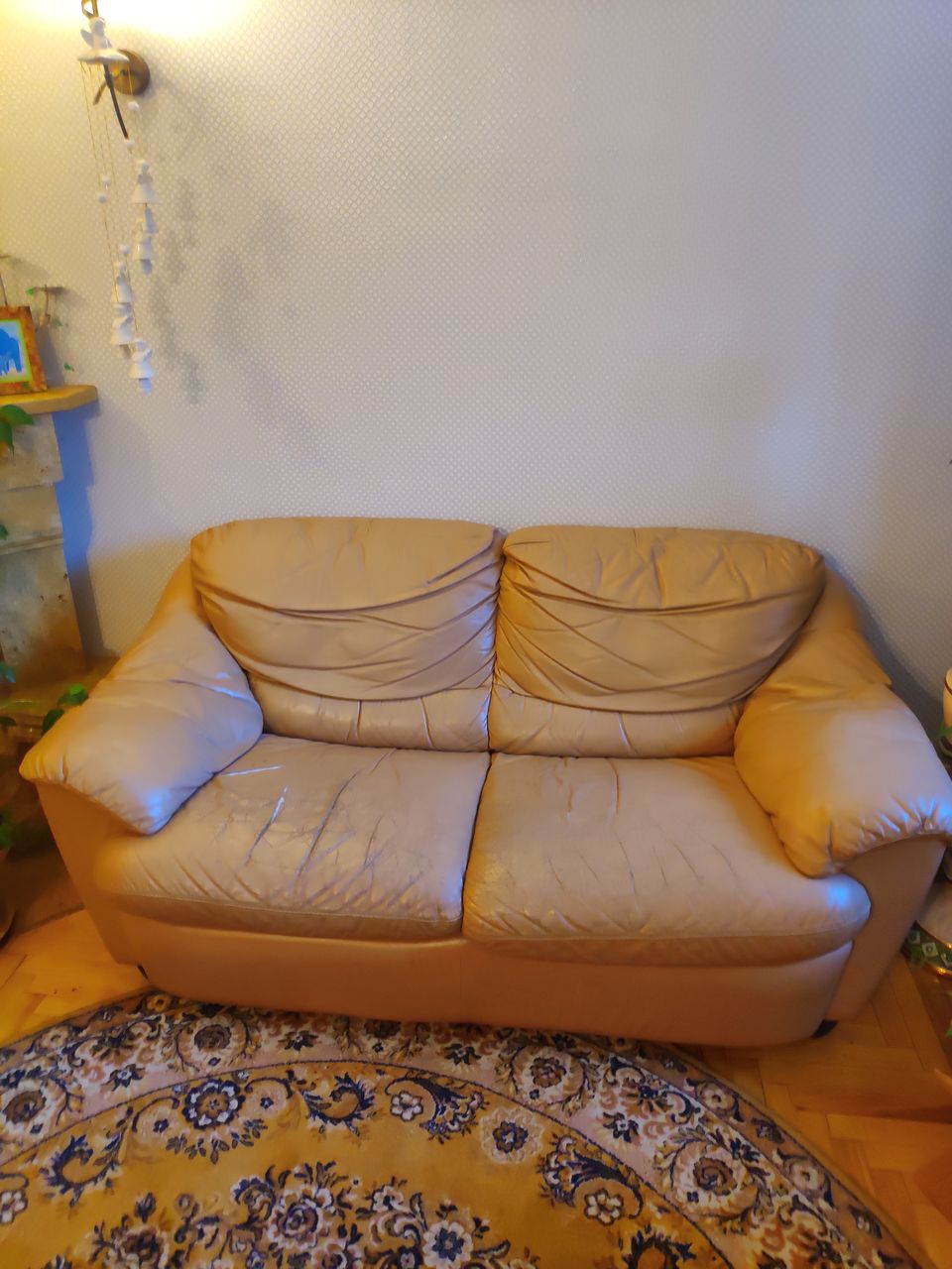 Продам комплект диван +кресло
