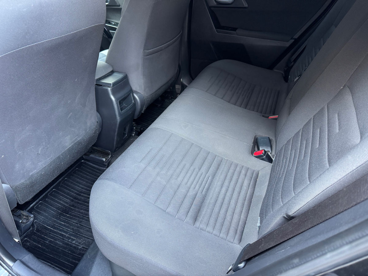 Toyota Auris foto 8