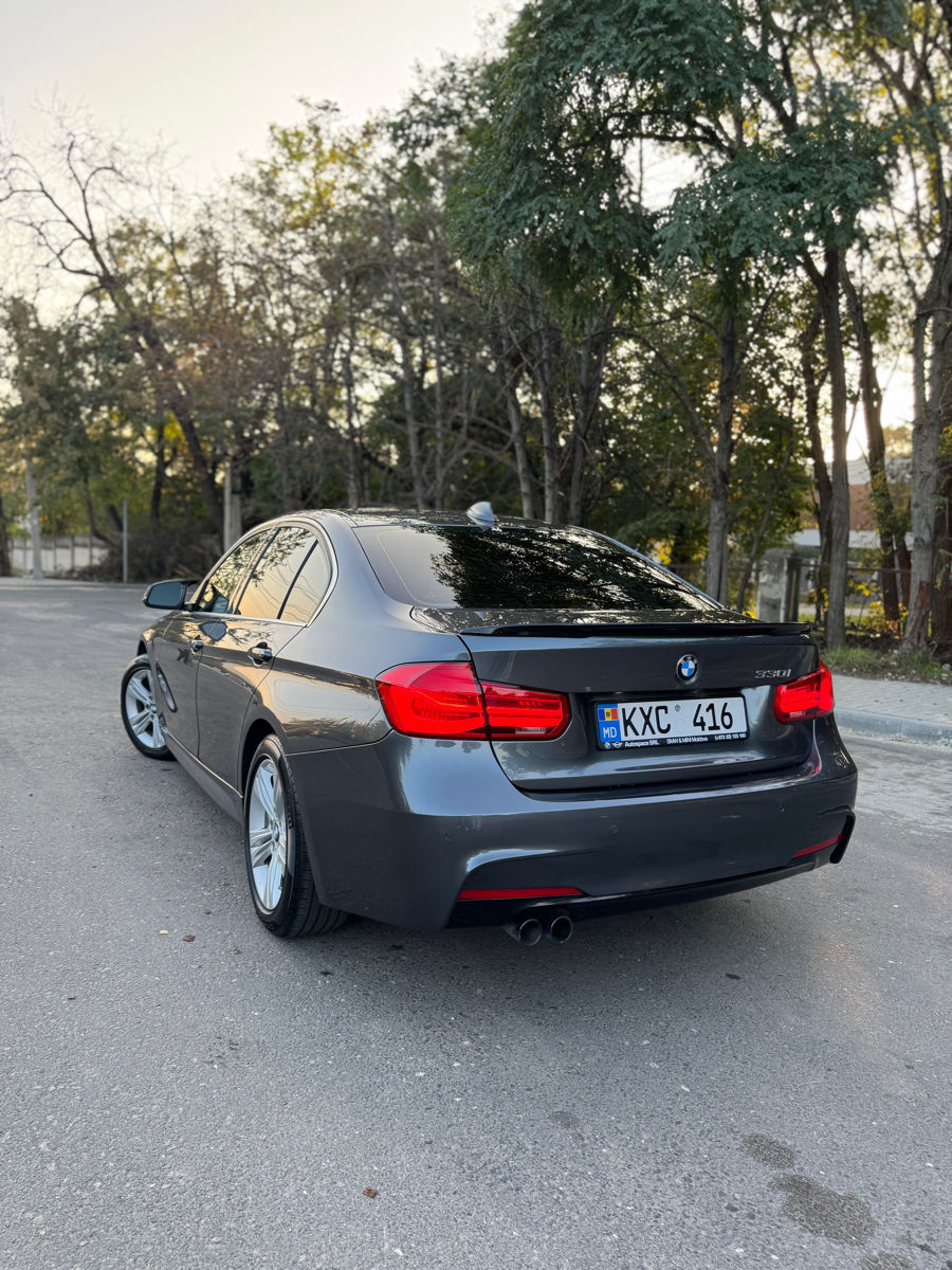 BMW 3 Series foto 4