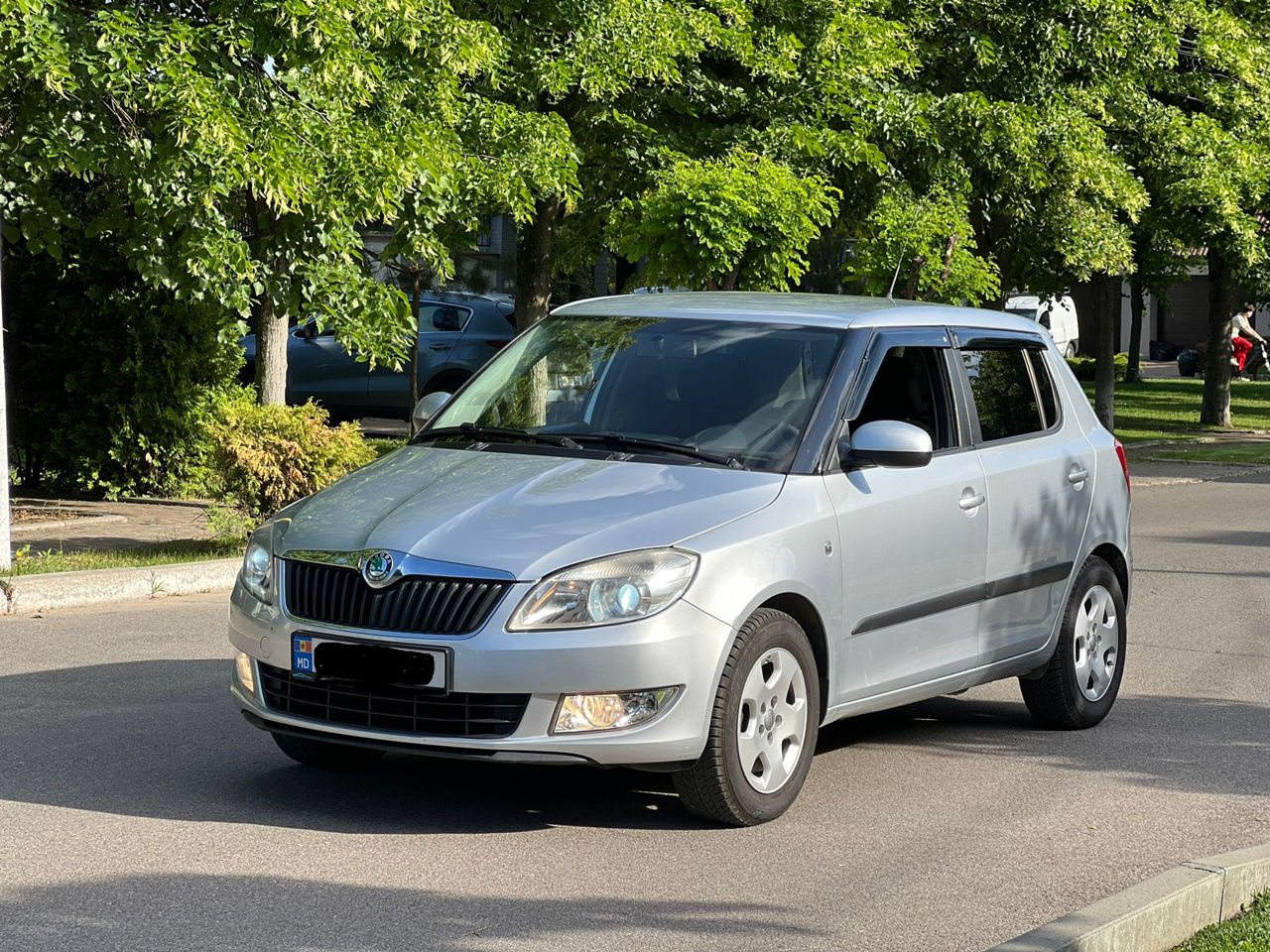 Chirie auto cele mai bune preturi, pleci cu masina in 10 minute fara gaj si persoana garamt фото 2