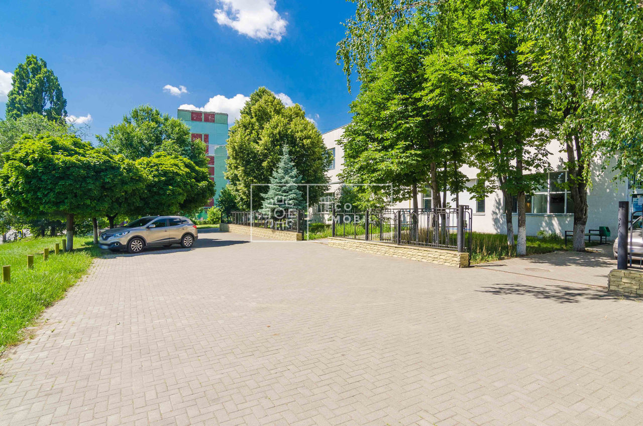 Vânzare, spațiu comercial, Ciocana, str. M. Drăgan, 1317 m.p, 750000€ foto 1