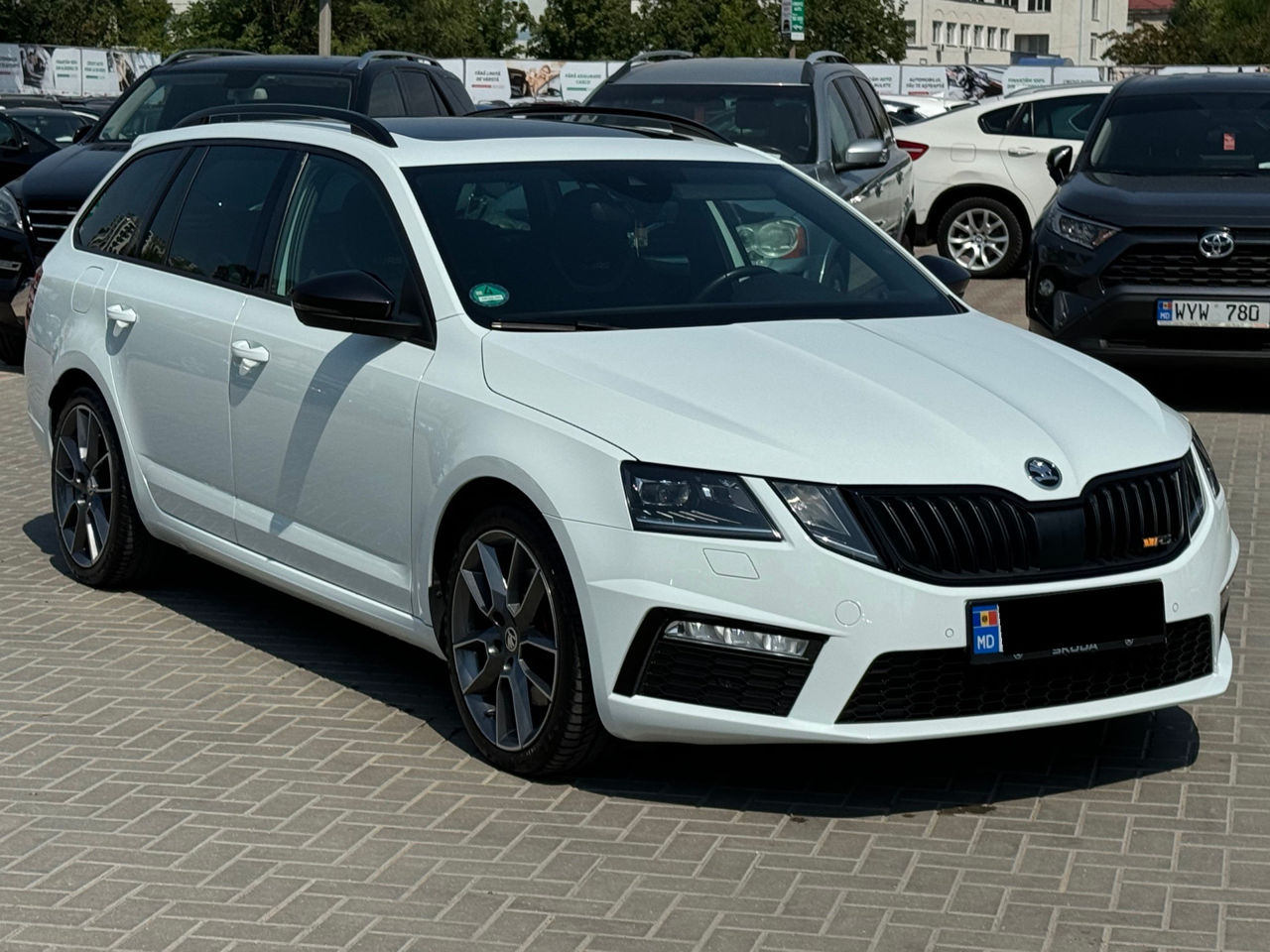 Skoda Octavia foto 4