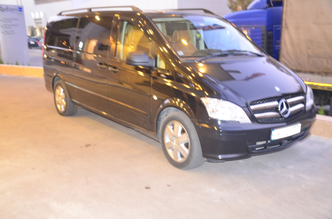 Mini-vanuri Business Class la comanda , pana la 8 locuri ! Orice directie ! Mercedes ! Cu sofer ! foto 4