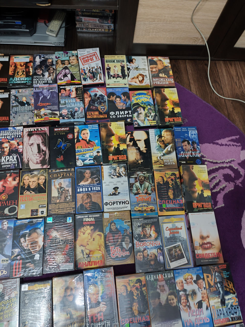 Vând casete video și DVD cu filme rusesti si de productie americana si nu numai, starea ideala foto 6