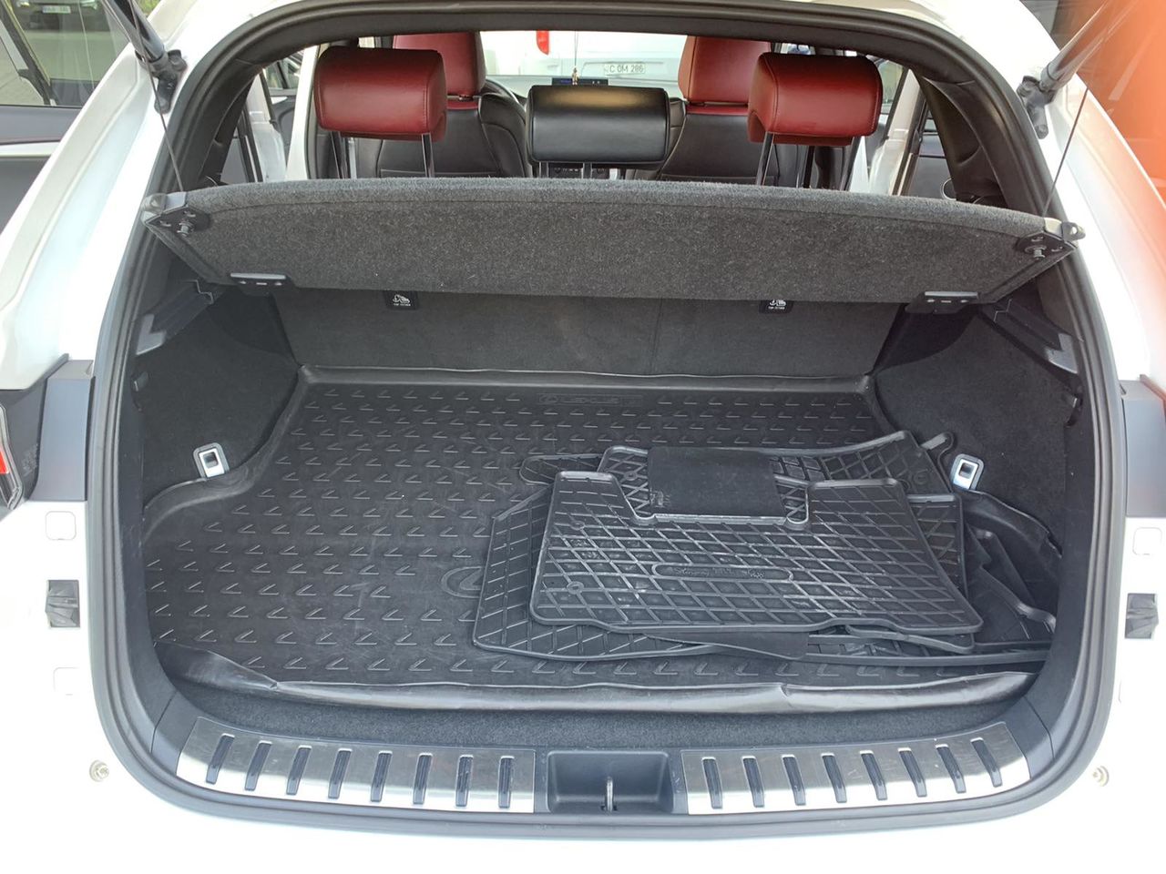Lexus NX Series foto 17