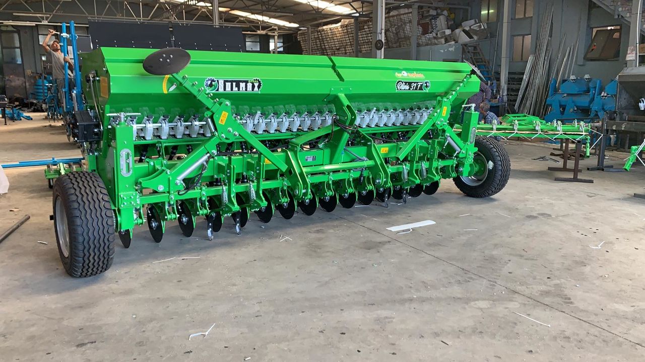 Semanatoare cereale paioase Dublu Disc Turcia.(avem la depozit 4m). foto 8