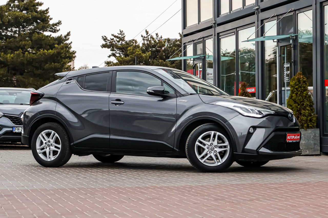 Toyota C-HR foto 3