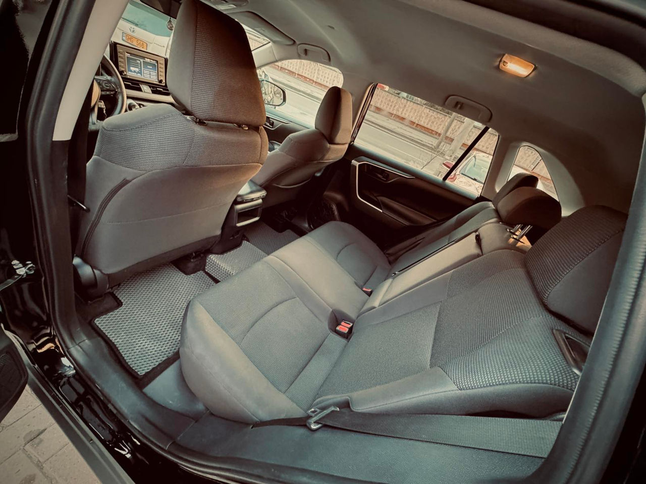 Toyota Rav 4 foto 9