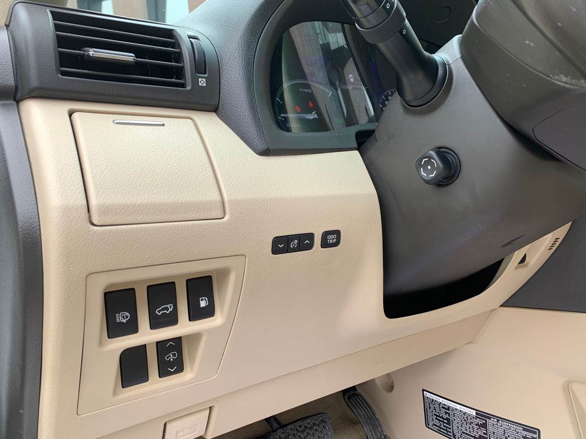 Lexus RX Series фото 9