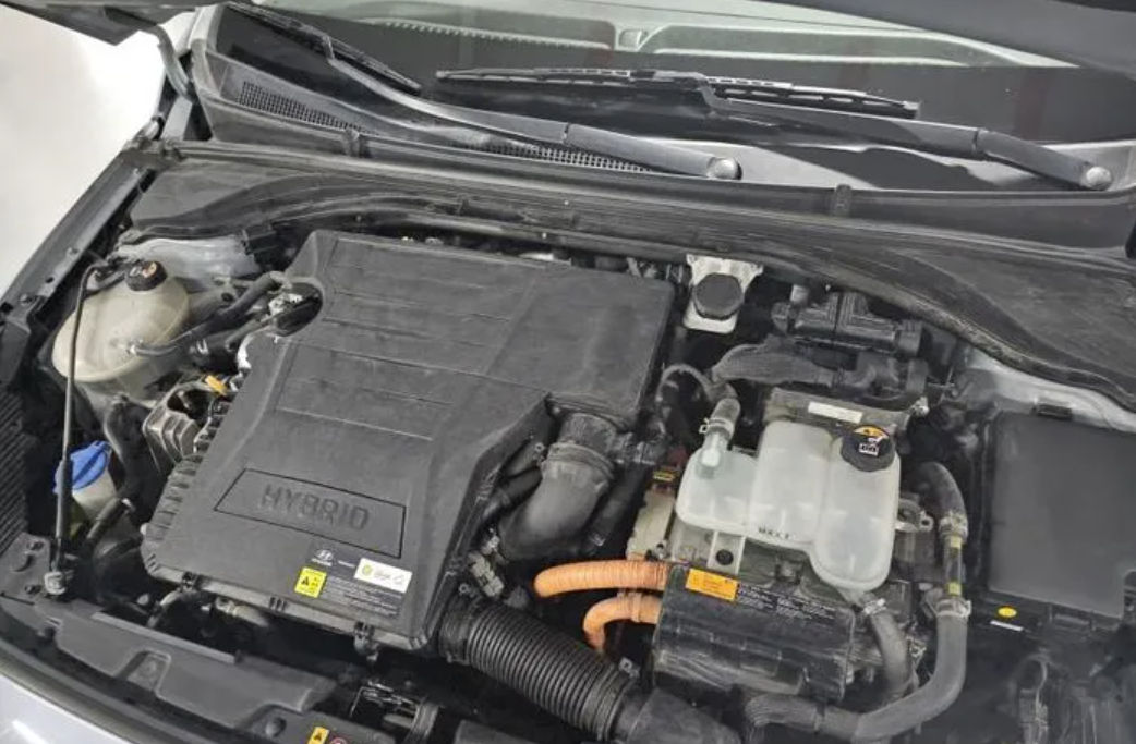 Hyundai IONIQ foto 10