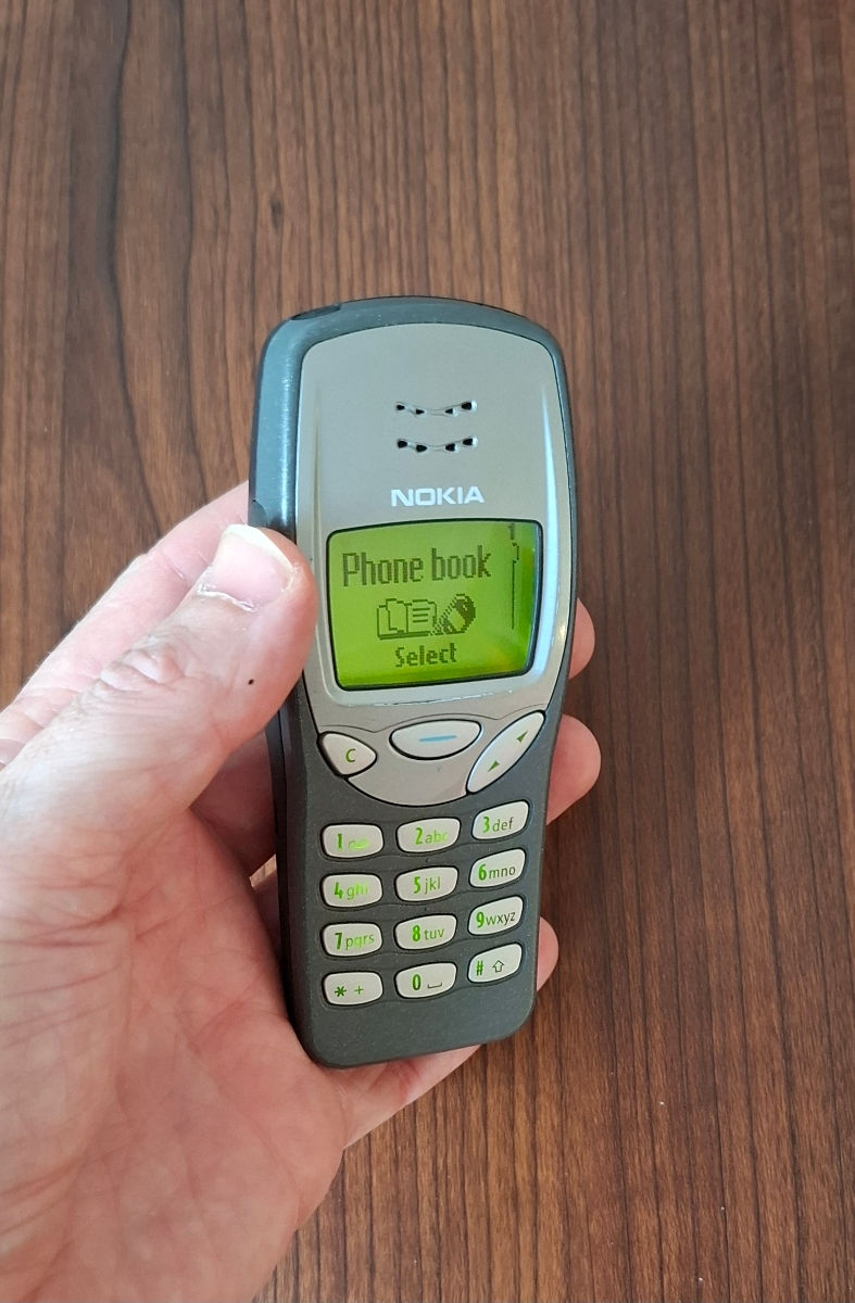 Nokia 3210 foto 0