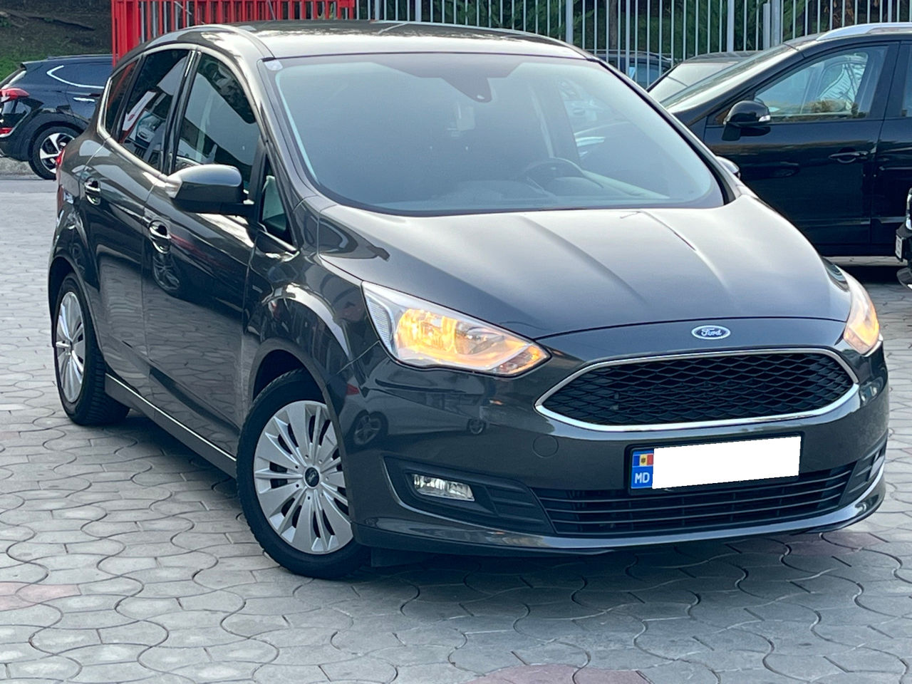 Ford C-Max foto 0