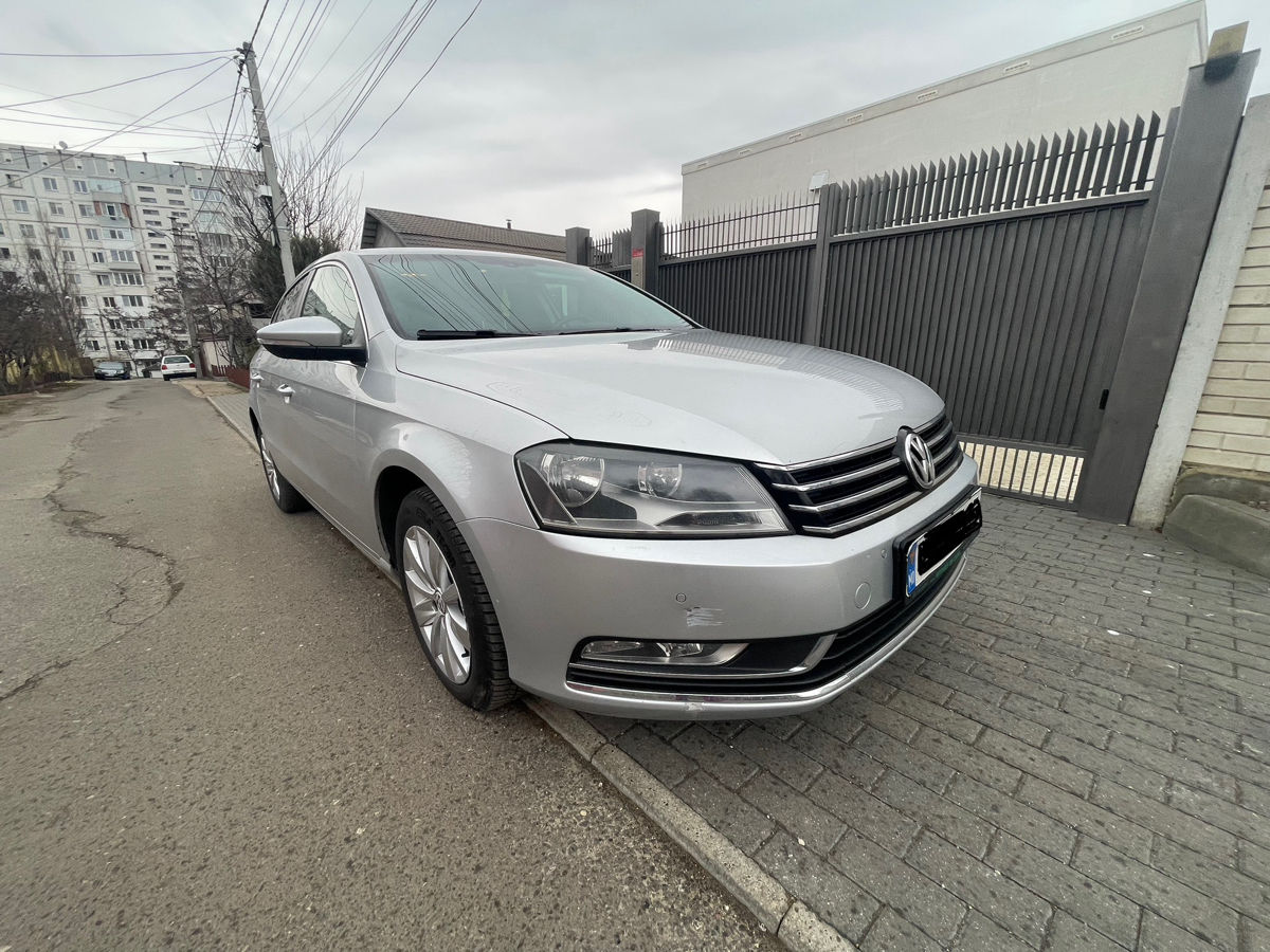 Volkswagen Passat foto 1