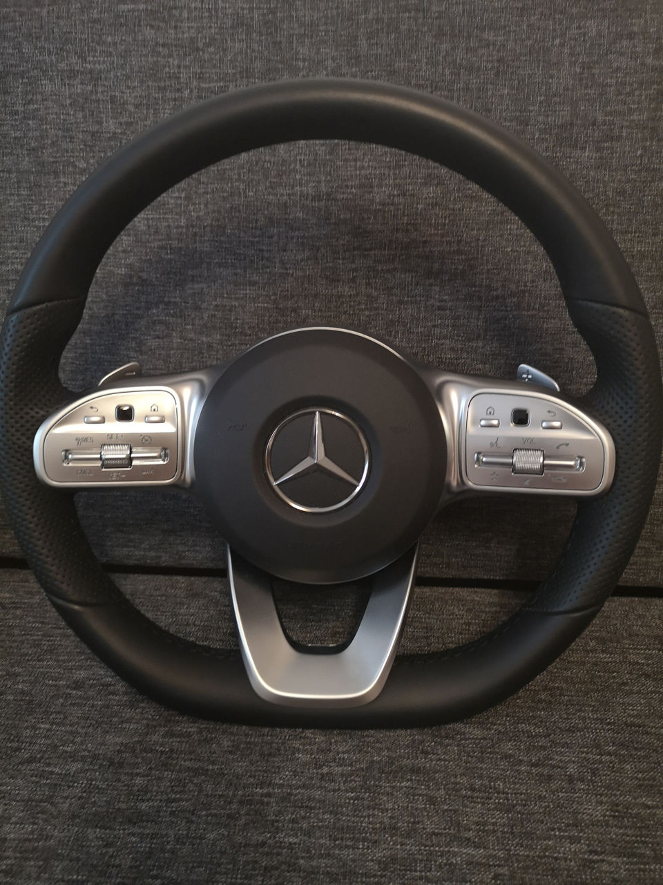 Volan Mercedes. AMG.