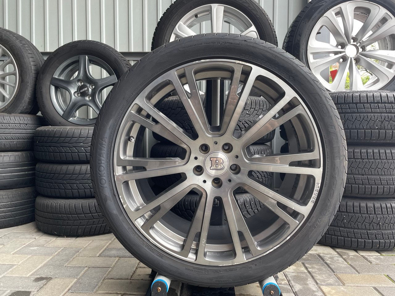 265/35 R22 - 295/30 R22 Roti Mercedes G Class Brabus Yokohama ...