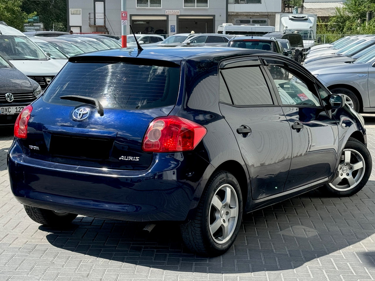 Toyota Auris foto 2