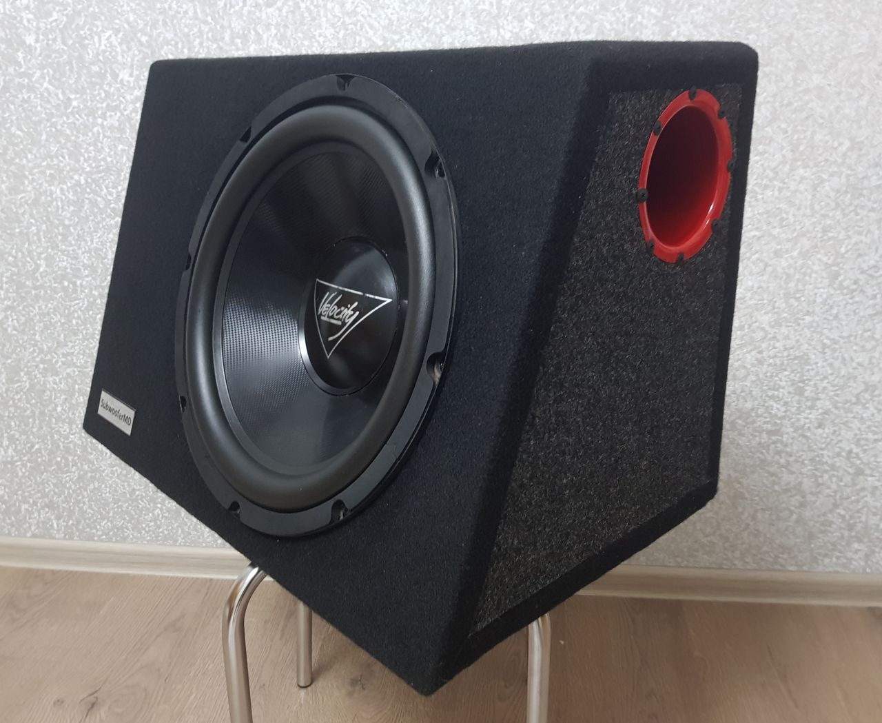 Сабвуфер Blaupunkt Vw 1500 (15" 350w RMS)