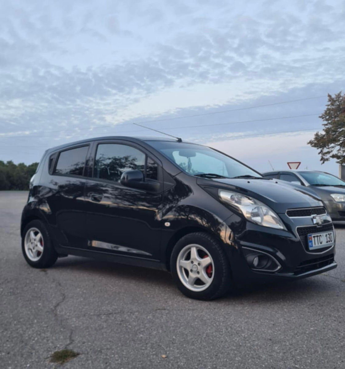Chevrolet Spark фото 4