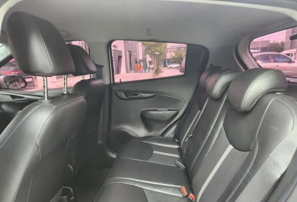 Chevrolet Spark фото 8