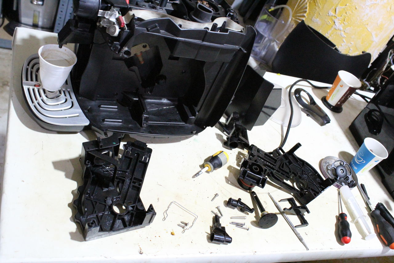 Reparația profesională a aparatelor de cafea - oferim garanție foto 9