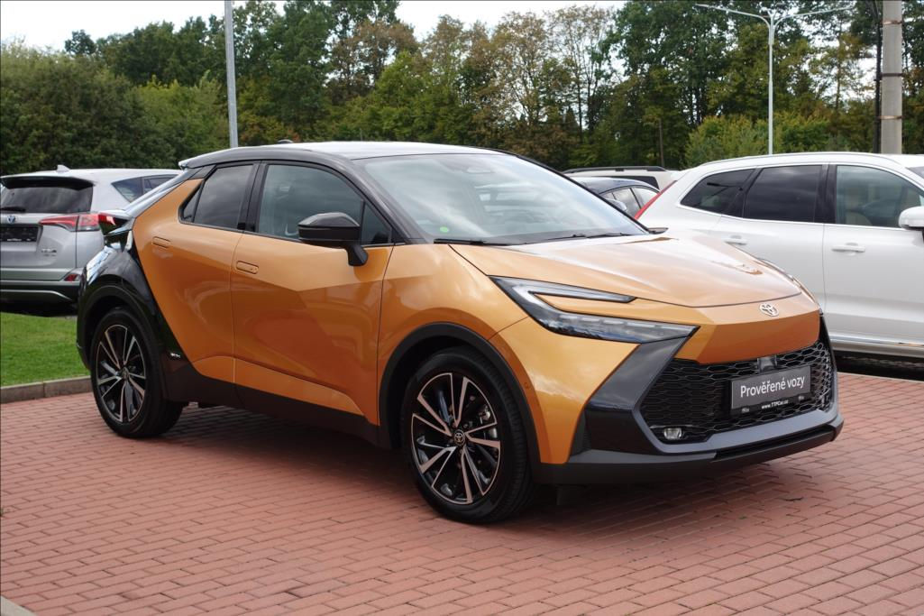 Toyota C-HR foto 2