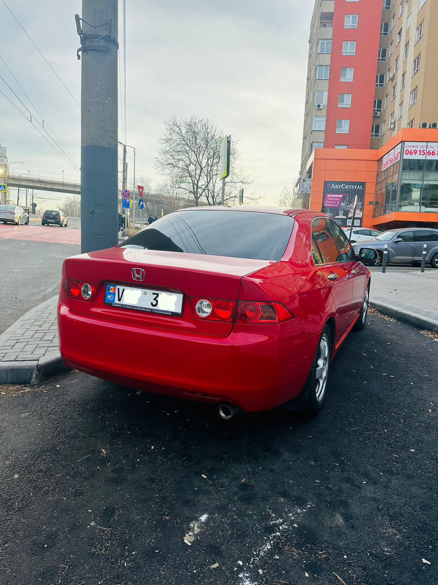 Honda Accord фото 1