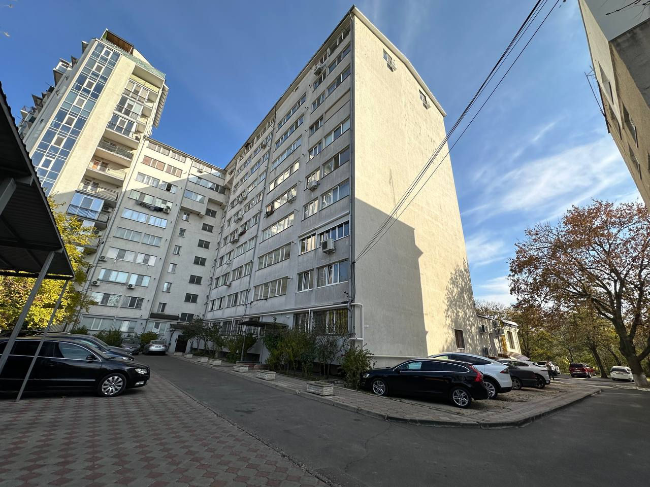 Apartament cu 2 camere, 103 m², Centru, Chișinău foto 0