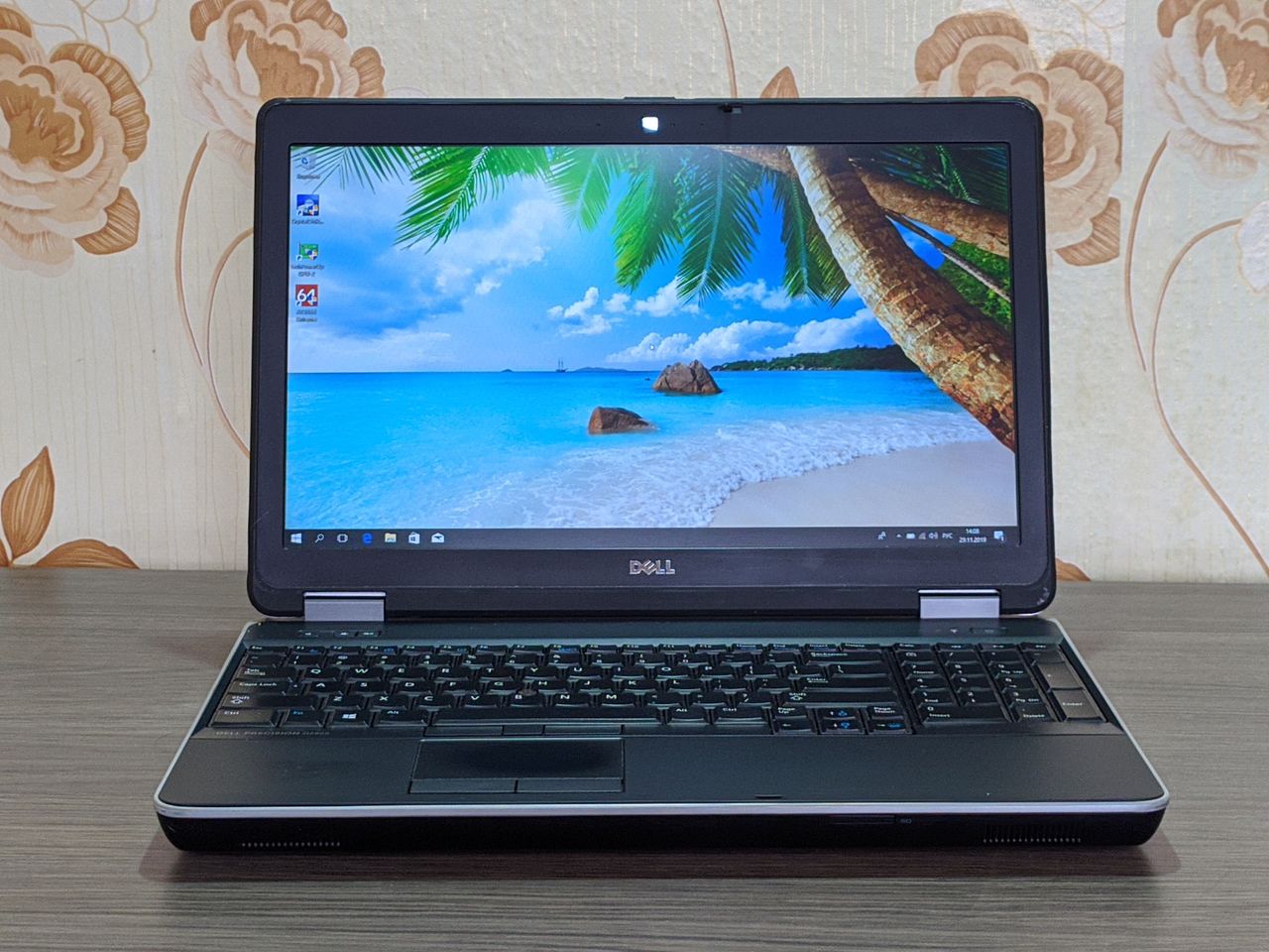 Dell Precision M2800/ Core I7 4810QM/ 16Gb Ram/ FirePro W4170M/ 256Gb SSD!!