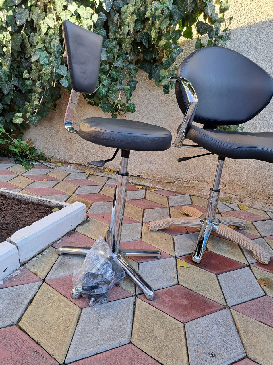 Mobilier si utilaj pentru frizerie/salon de frumusete фото 6