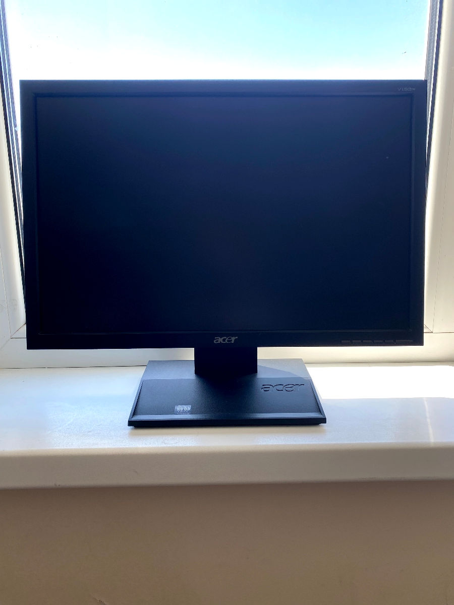 Acer V193W Db 19" foto 0