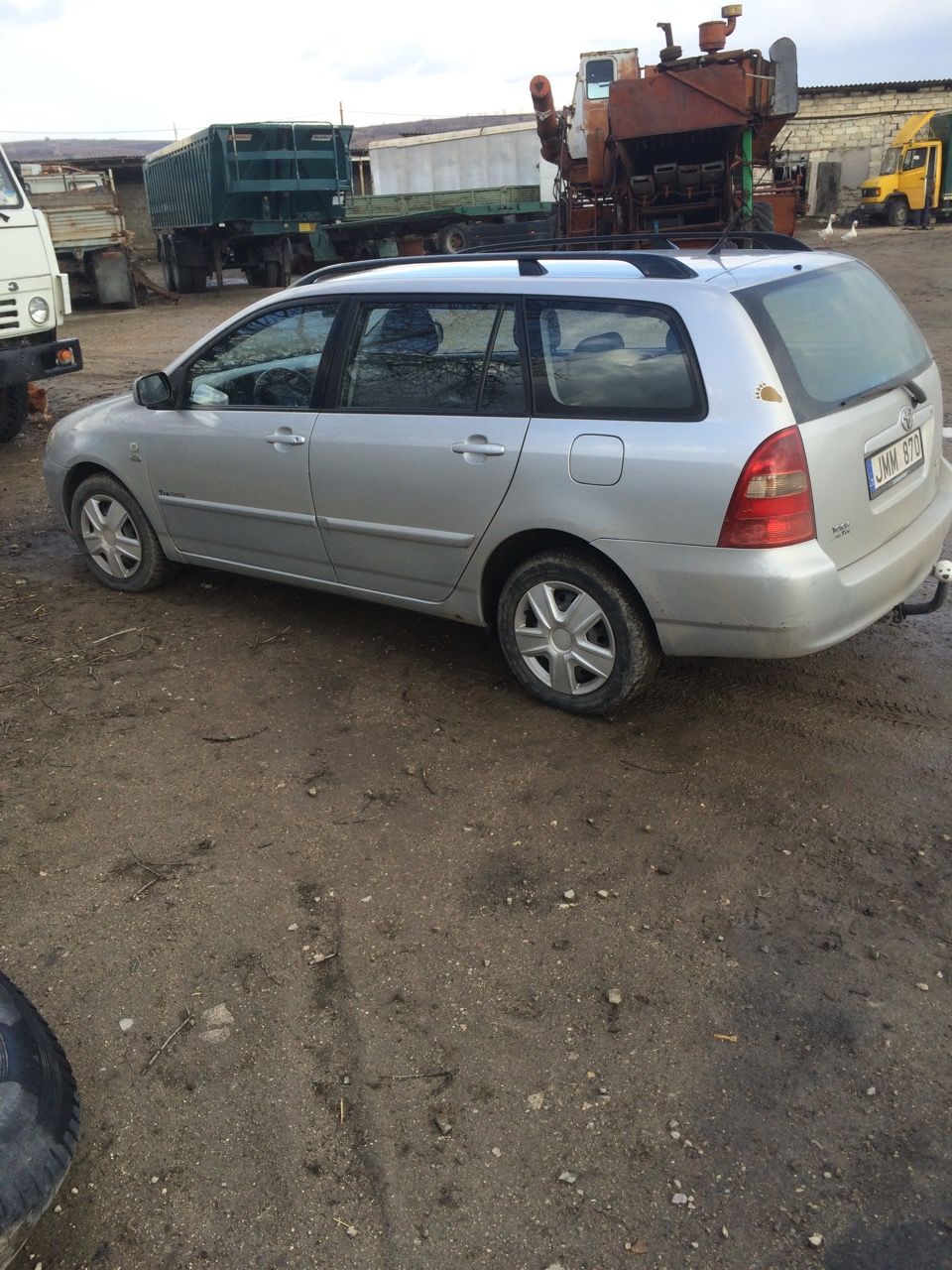Piese de schimb si dezmembrare toyota corolla -avensis-yaris-auris-- foto 2