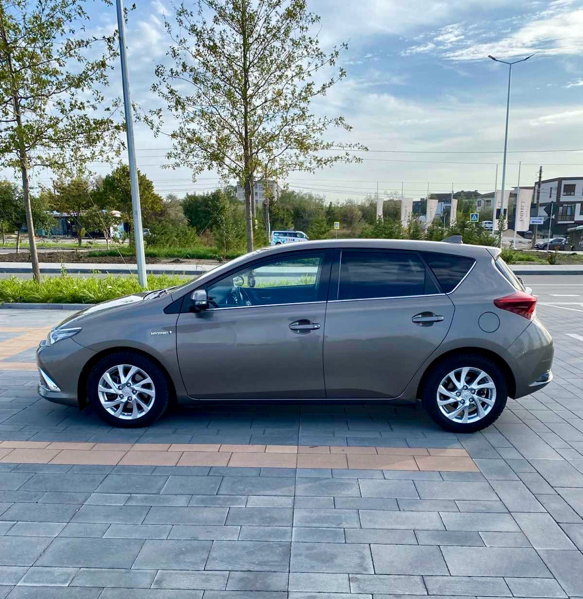 Toyota Auris foto 4