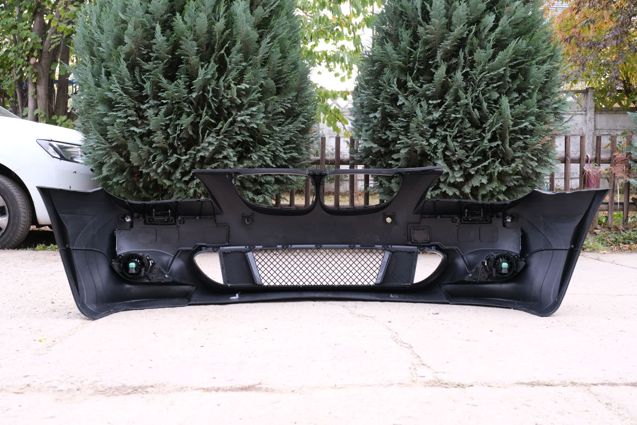 Bara fata M BMW Seria 5 E60 M-tech Bamper M-Technik бампер foto 3